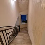 U Karasa *