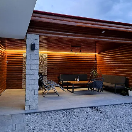 Apartment U Karasa *